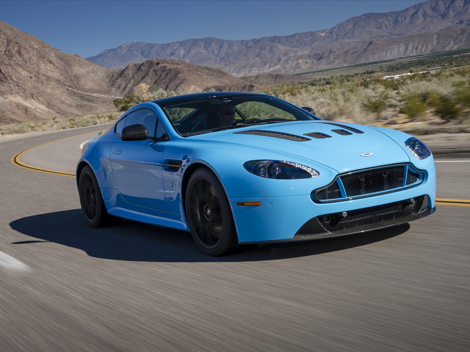 Aston Martin V12 Vantage S 2014